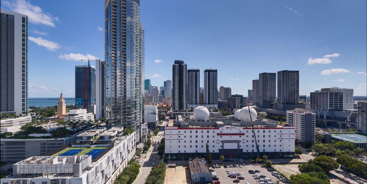 South view from E11EVEN Club Residences Beyond